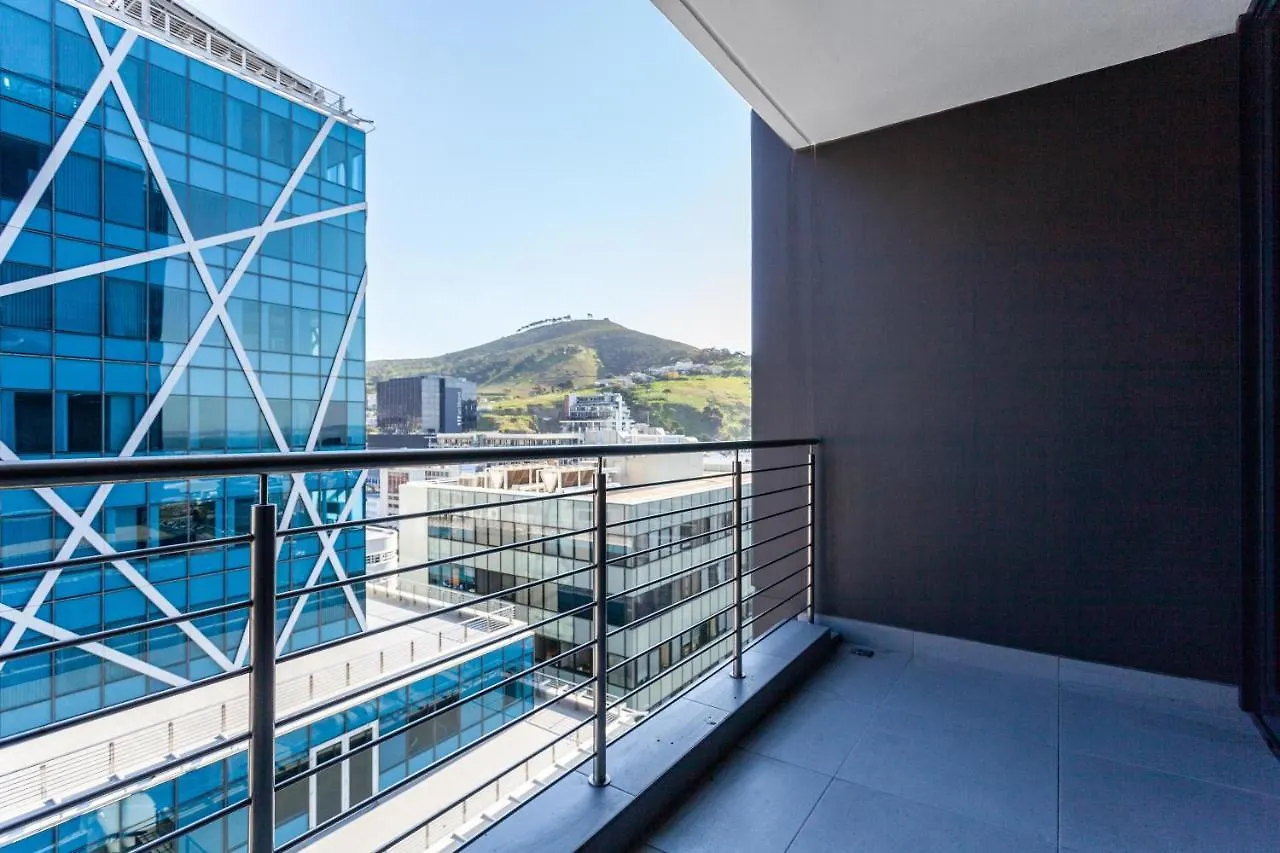 Luxuriuous 1 Bedroom In 16 On Bree Cape Town Apartment