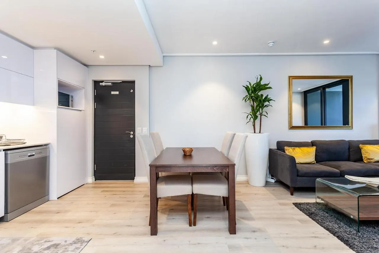Luxuriuous 1 Bedroom In 16 On Bree Cape Town Apartment