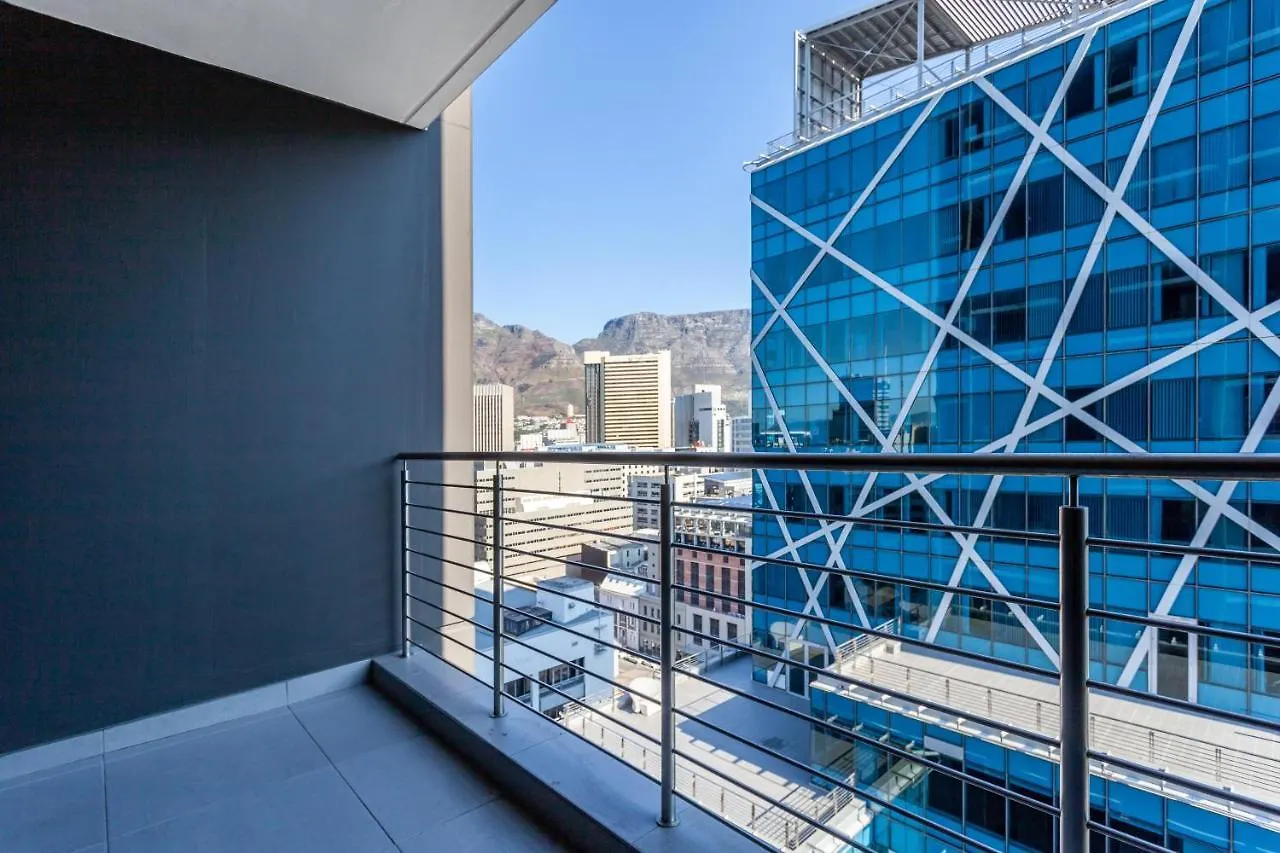 Luxuriuous 1 Bedroom In 16 On Bree Cape Town South Africa