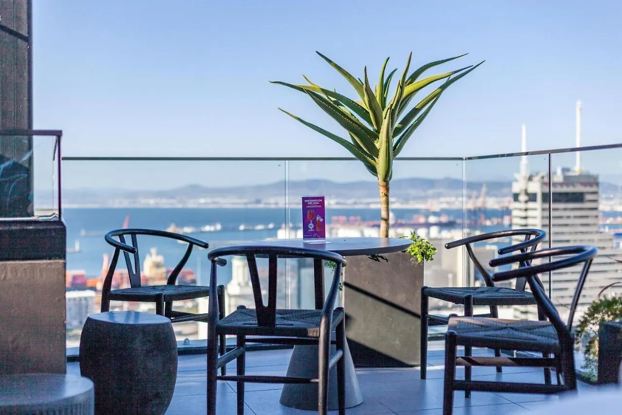 Apartment Luxuriuous 1 Bedroom In 16 On Bree Cape Town