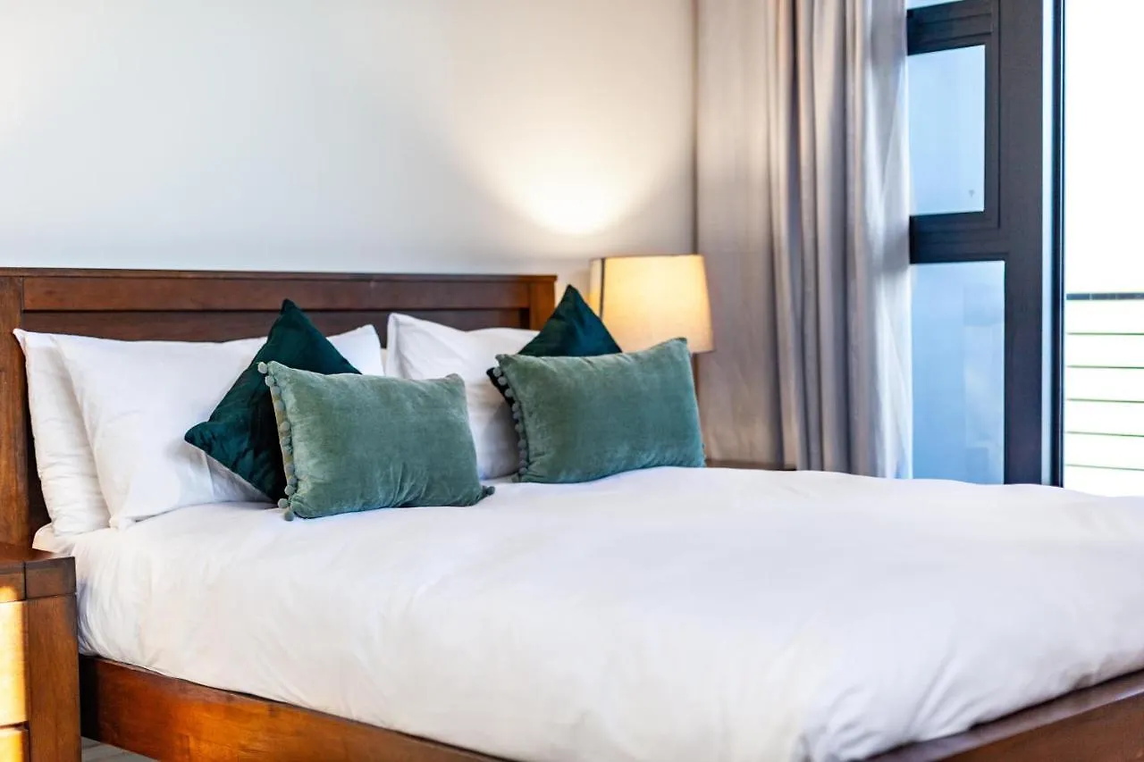 Apartment Luxuriuous 1 Bedroom In 16 On Bree Cape Town South Africa