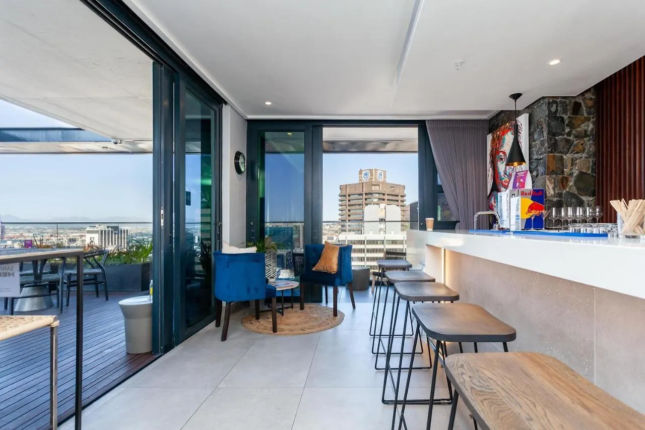 Luxuriuous 1 Bedroom In 16 On Bree Cape Town