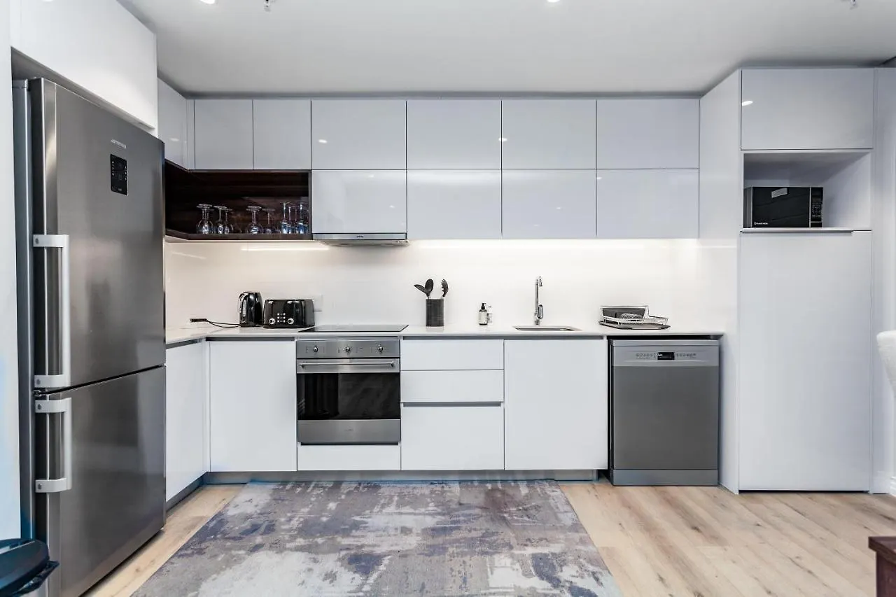 Luxuriuous 1 Bedroom In 16 On Bree Città del Capo
