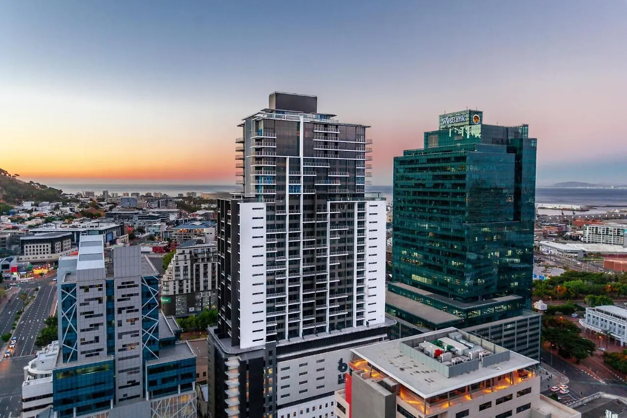 Luxuriuous 1 Bedroom In 16 On Bree Cape Town